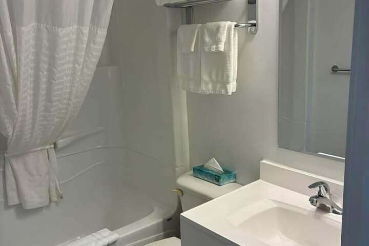 Room 42 of 53