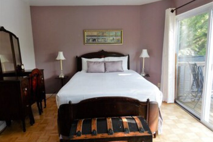 Room 37 of 44