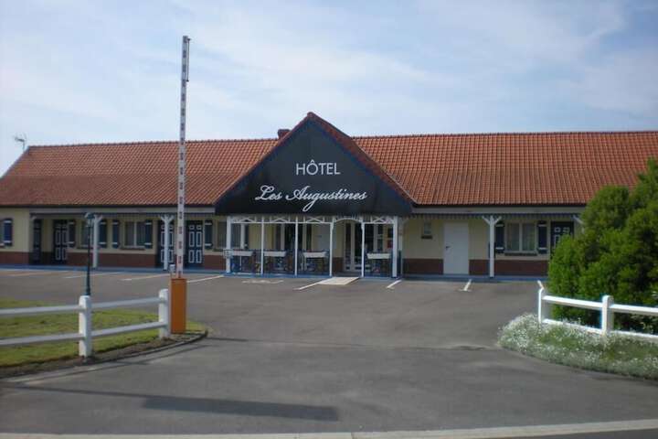 Hotel 26 of 31
