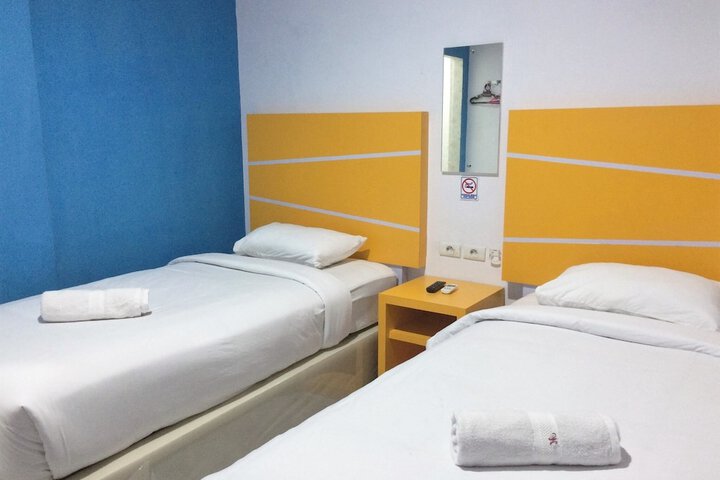 Room 5 of 30