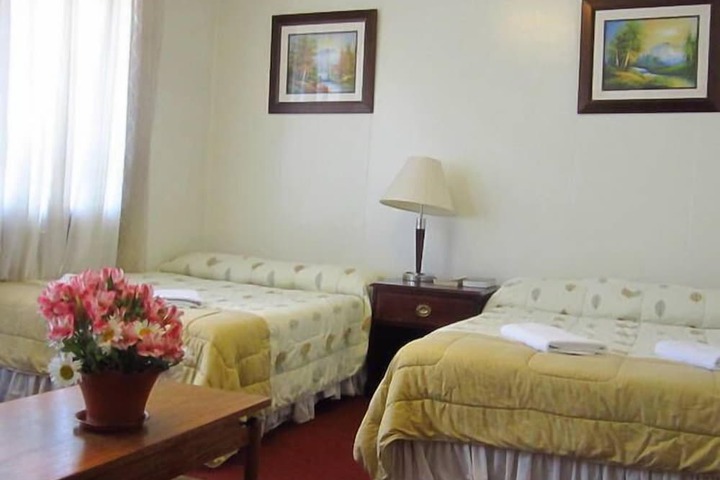 Room 10 of 63