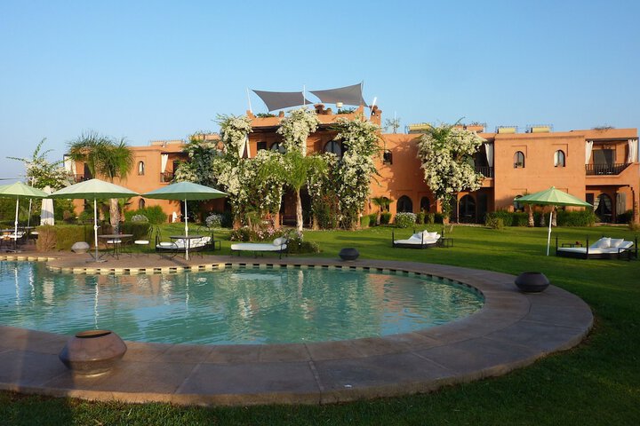 Pool Hotel