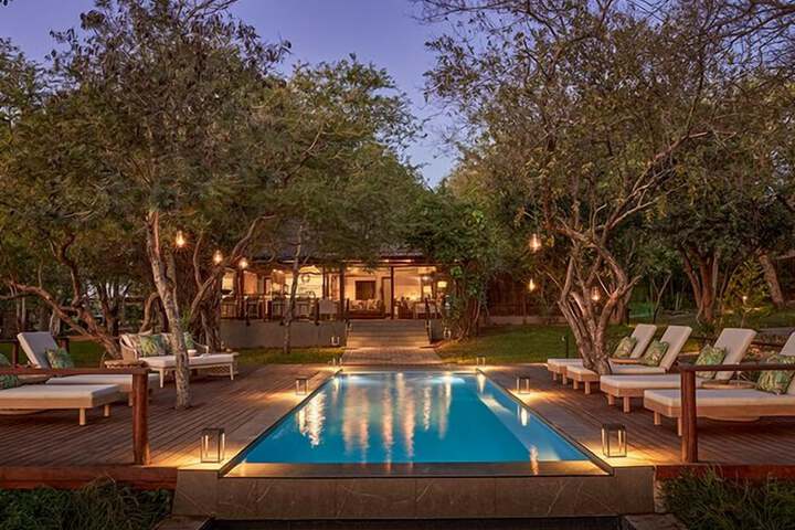 Taj Bush Lodge