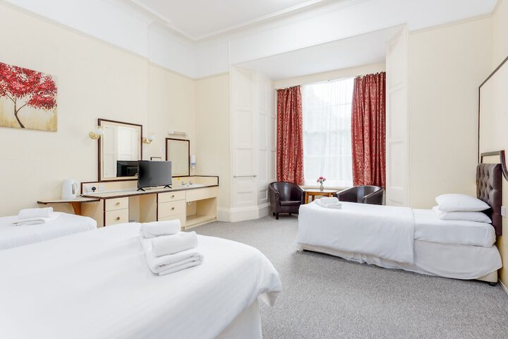 Room 14 of 35