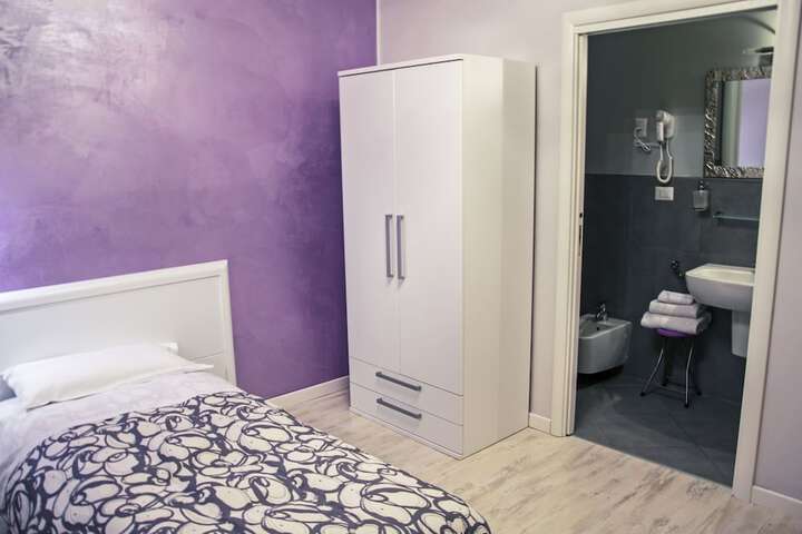 Room 30 of 30