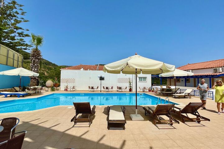 Hotel with Pool