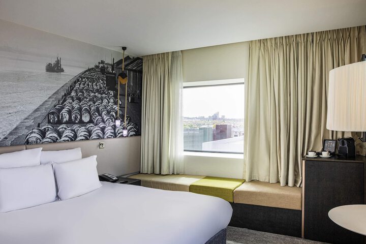Room 36 of 84