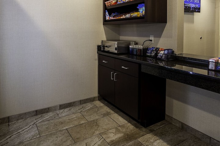 Snack bar