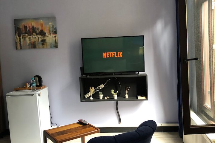 Room 18 of 31