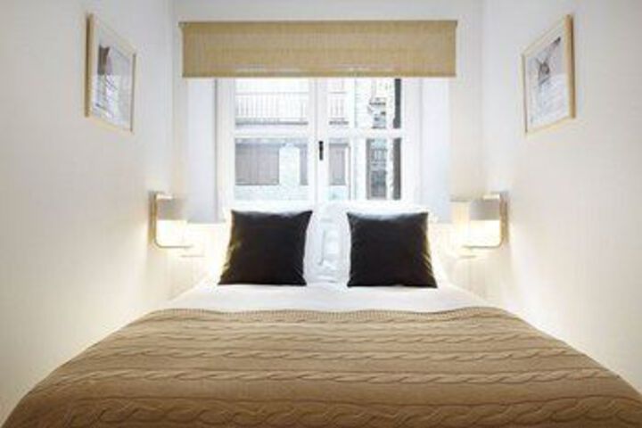 Room 15 of 29