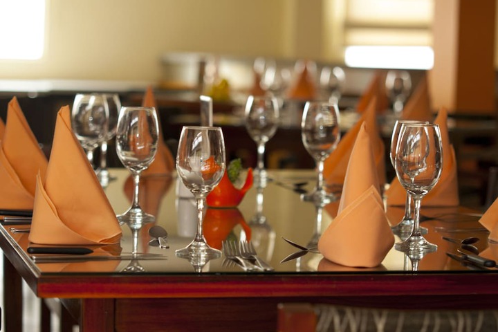 Dining 57 of 63
