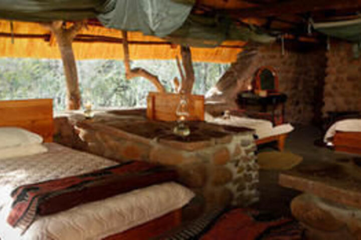 Room 10 of 21