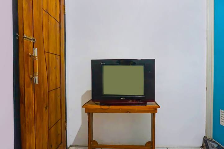 Room 11 of 27