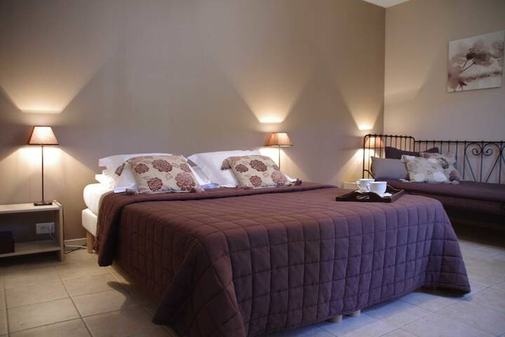 Room 4 of 45