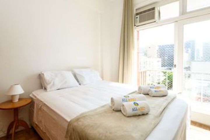 Room 10 of 26