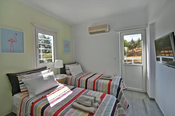 Room 20 of 37