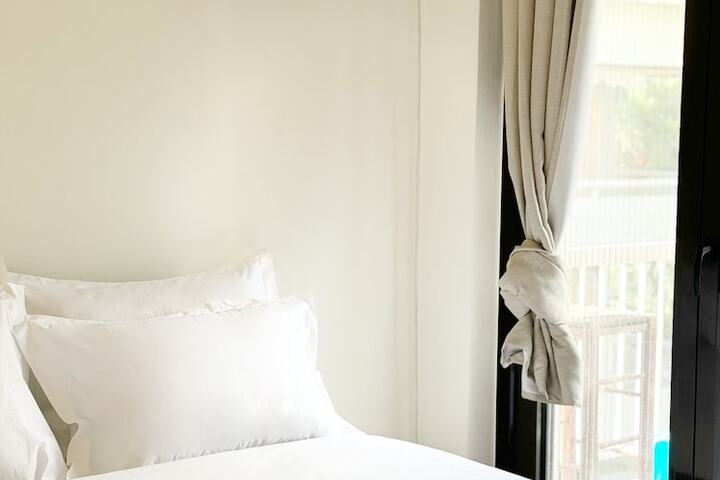 Room 41 of 64