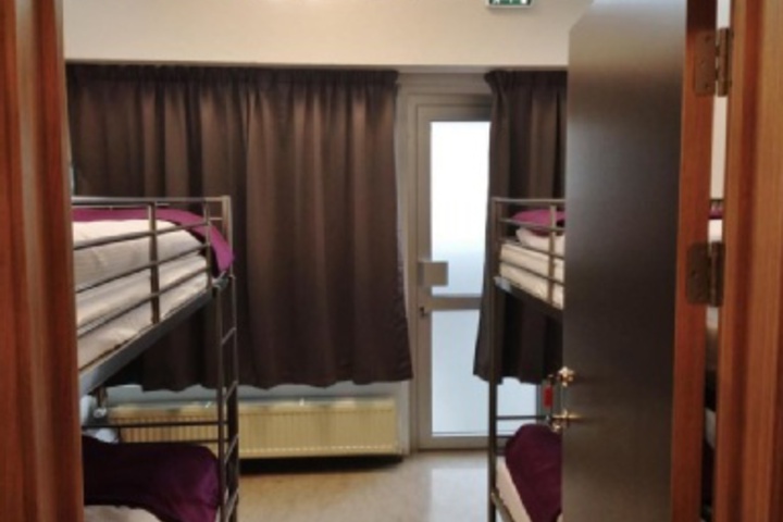 Room 274 of 276