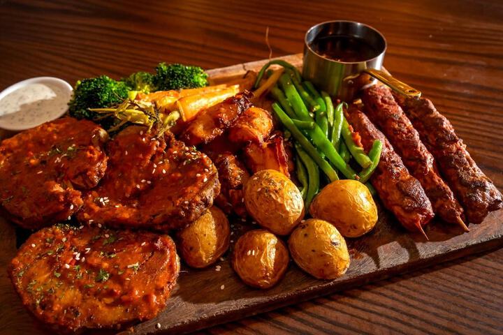 Dining Photos