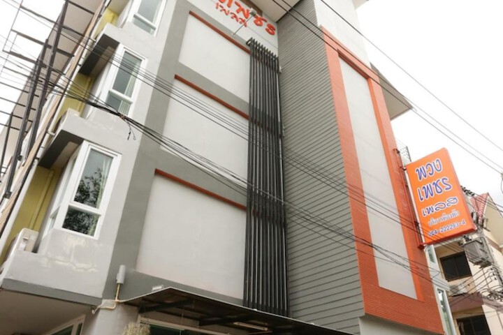 Hotel 67 of 67