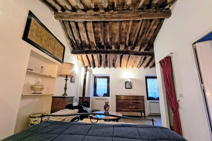 Room 26 of 52