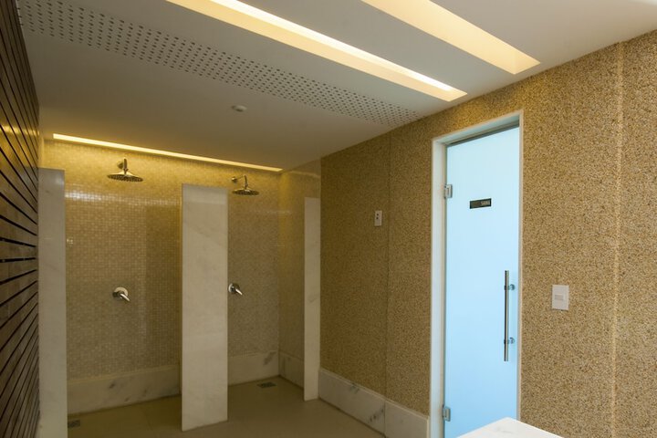 Room 51 of 81