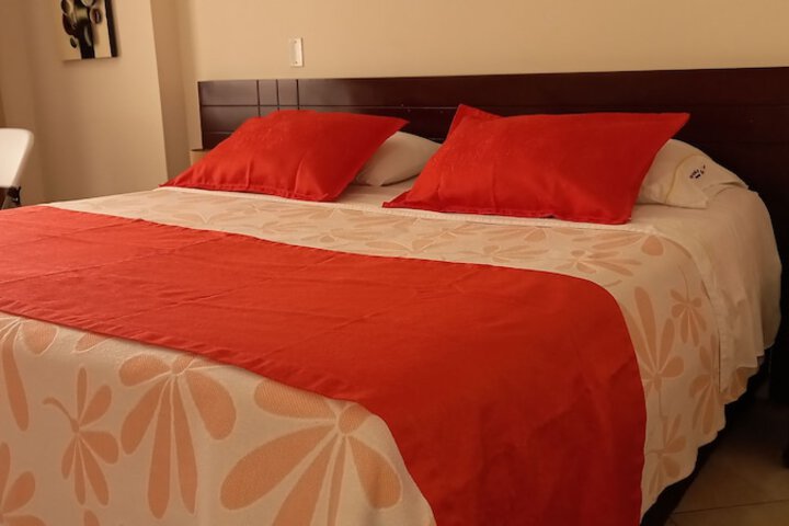 Room 16 of 40