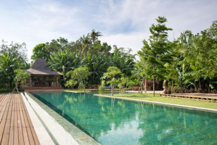 Pool 34 of 41