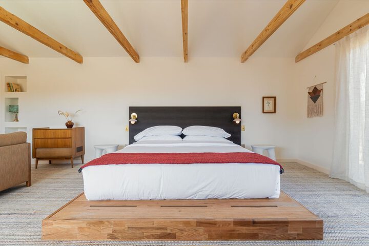 1 King Bed (2 of 65)