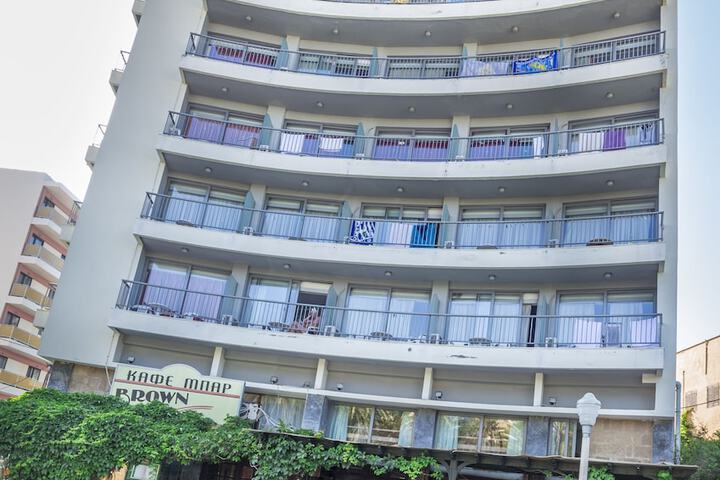 Hotel 30 of 35