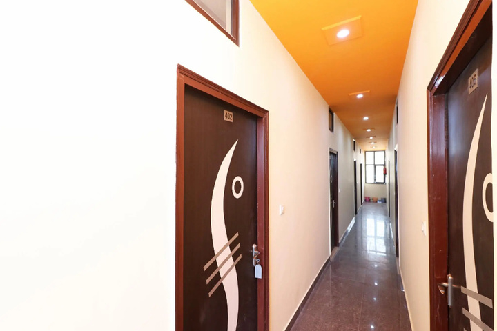 Room 3 of 5