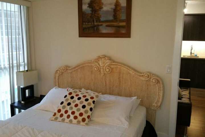 Room 5 of 24