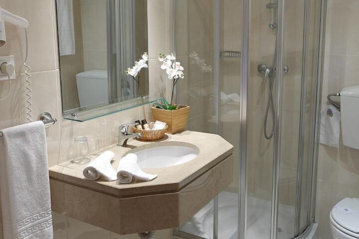 Bath Interior