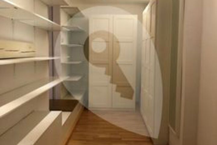 Room 8 of 10