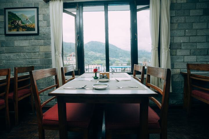Dining 73 of 157