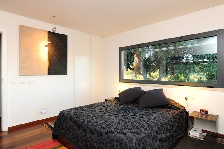 Room 6 of 35
