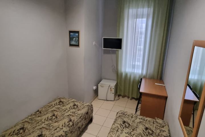Room 18 of 40