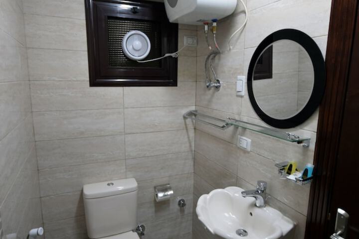 Room 48 of 91