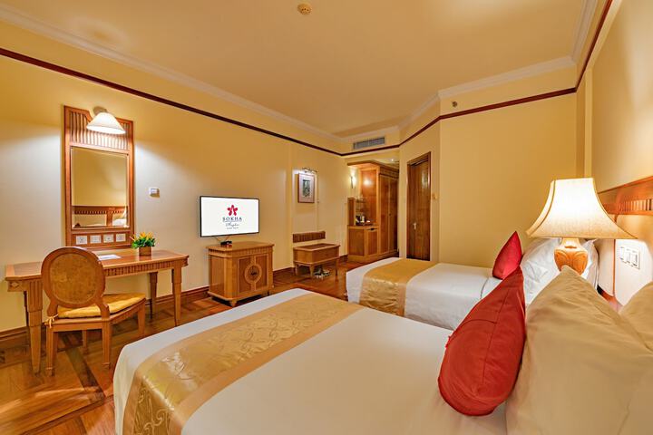 Room 25 of 95
