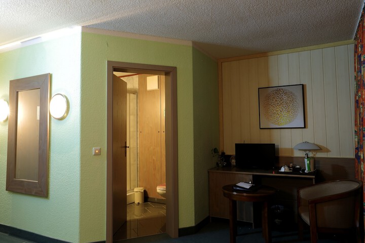 Room 12 of 55