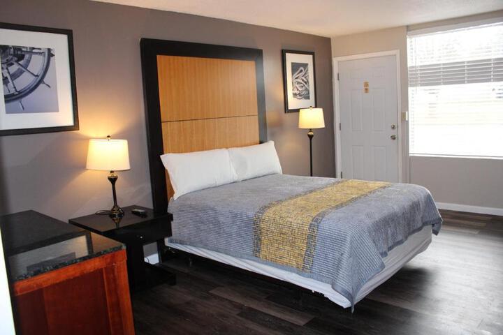 Deluxe 2 Double Beds (1 of 9)
