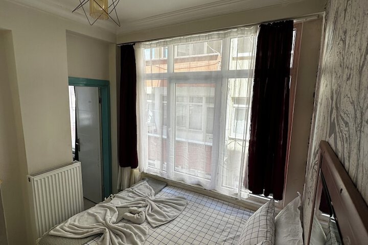 Room 2 of 13