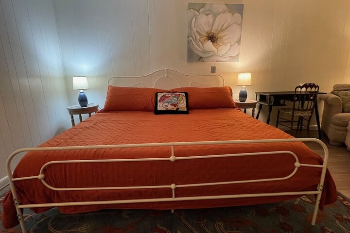Room 7 of 72