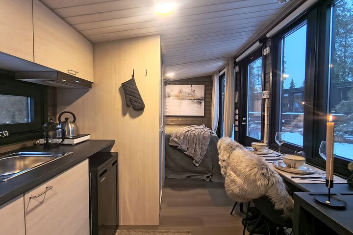 Room 53 of 256