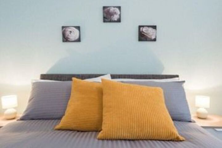 Room 6 of 29