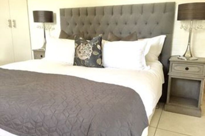 Room 72 of 164