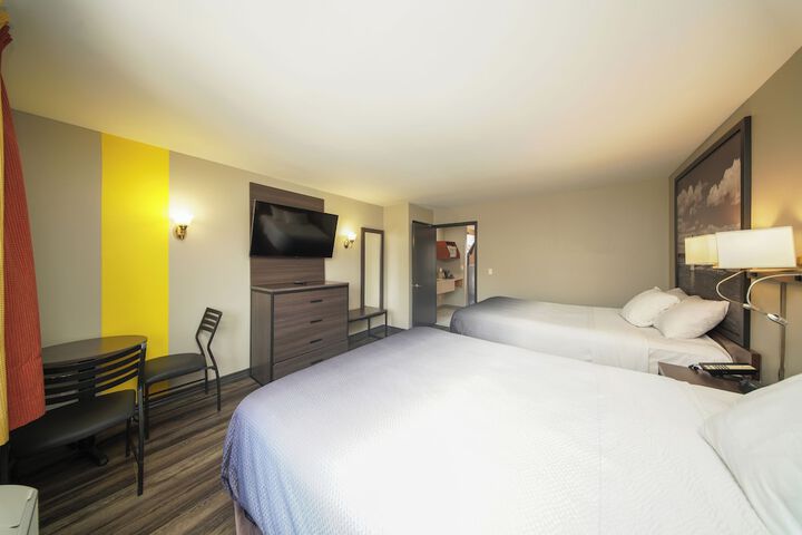 Room 13 of 71