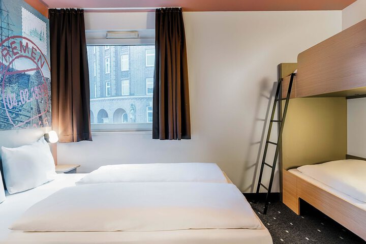 Room 8 of 30