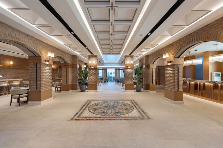 Guest Lobby