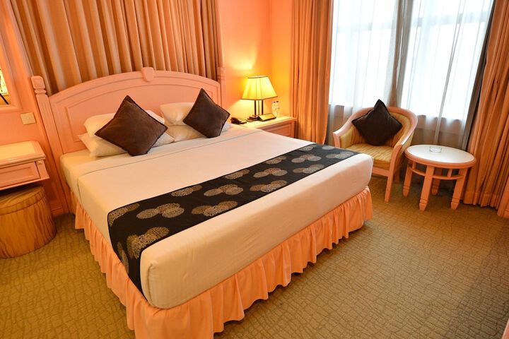 Room 20 of 49